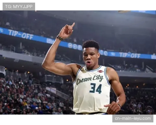 字母哥禁区得分逼近历史 内线进攻呈现复兴迹象